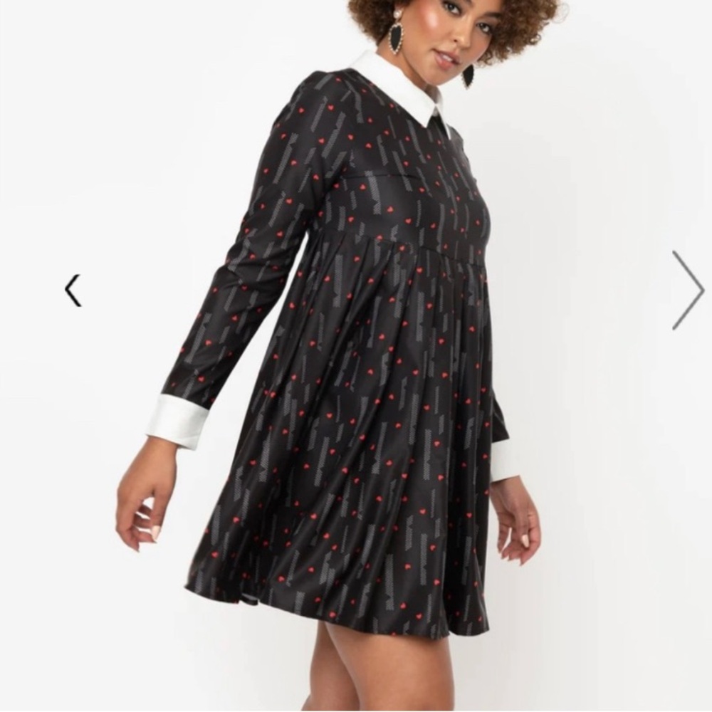 Unique Vintage Size Small Black & Red Heart Collar Long Sleeve Baby Swing Dress